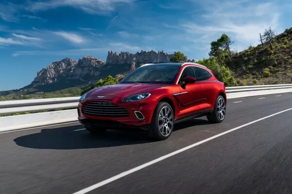 suv aston martin dbx
